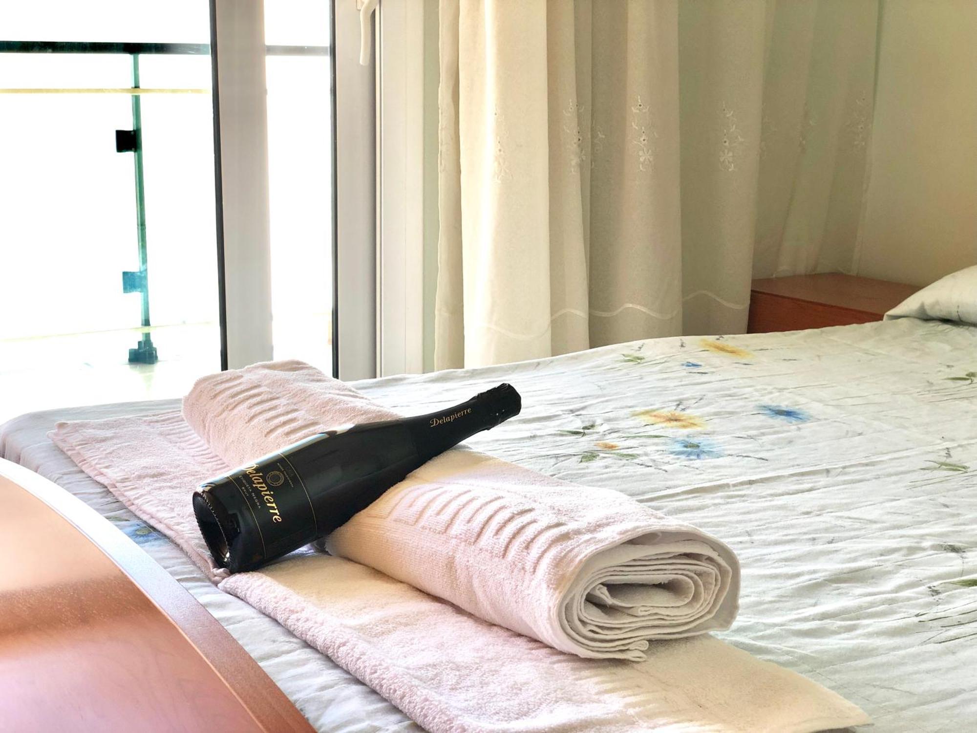 Apartamentos Benet Росес Екстериор снимка